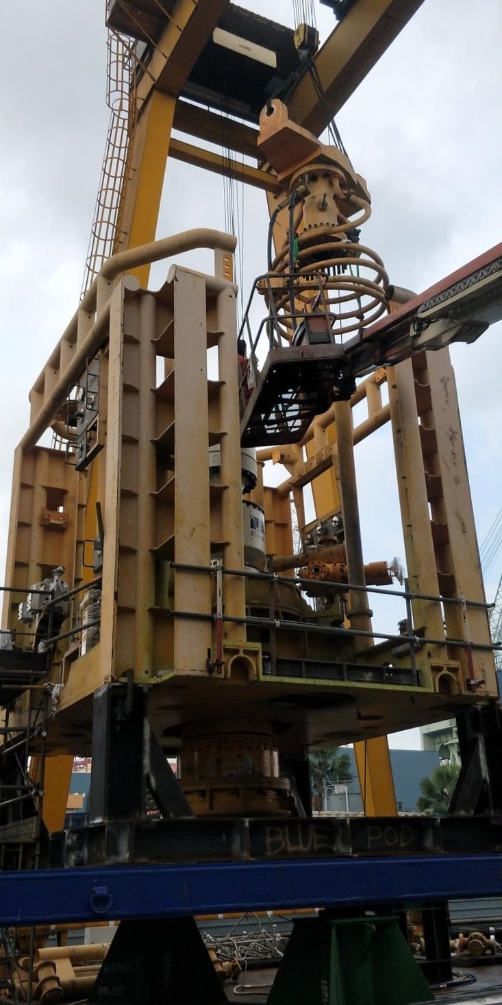 Heavy-duty offshore oil and gas structure featuring Parker hydraulic systems and crane support for subsea deployment.